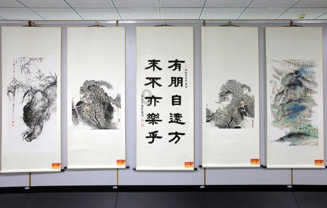 七三一部队罪证陈列馆外有了三间暖屋子